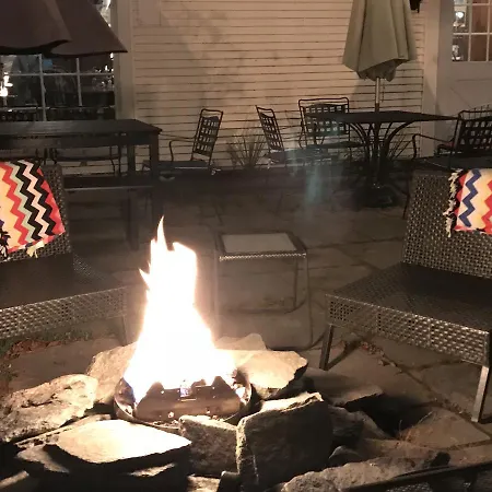 1896 House Country Inn - Barnside Inn-2